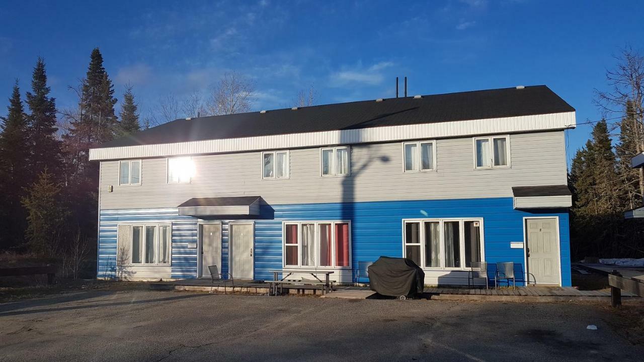 Executive Suites Chapleau Exterior photo